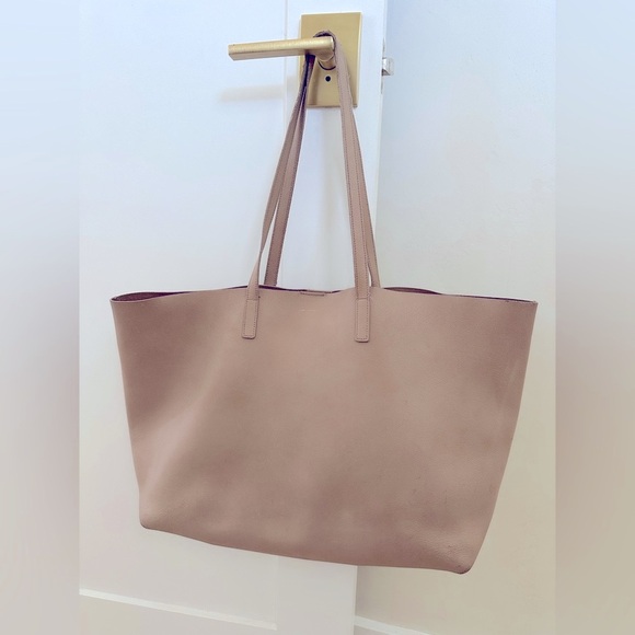 Authentic Saint Laurent East West Large Tote - Well Worn with Pouchette - Picture 4 of 14